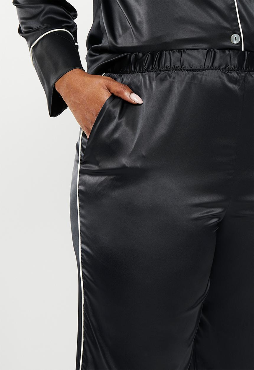 RAYE - Plus Regardless pyjama pants - black