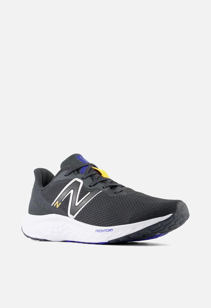 New Balance  - Fresh foam arishi v4