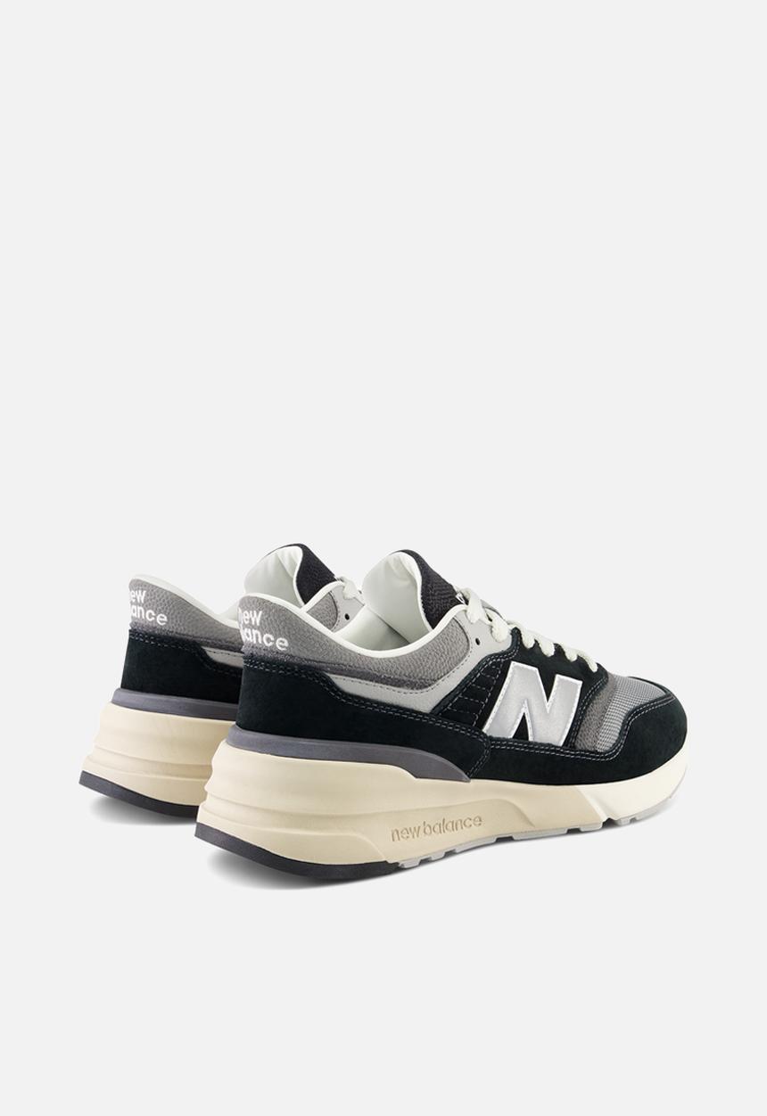 New Balance  - 997R V1 