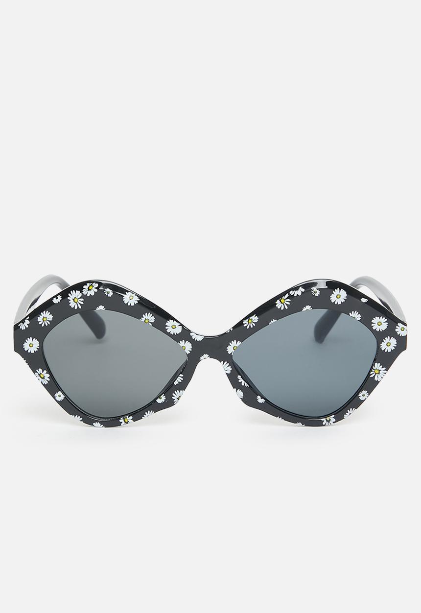 Pop Candy - Butterfly shaped sunglasses - black & white