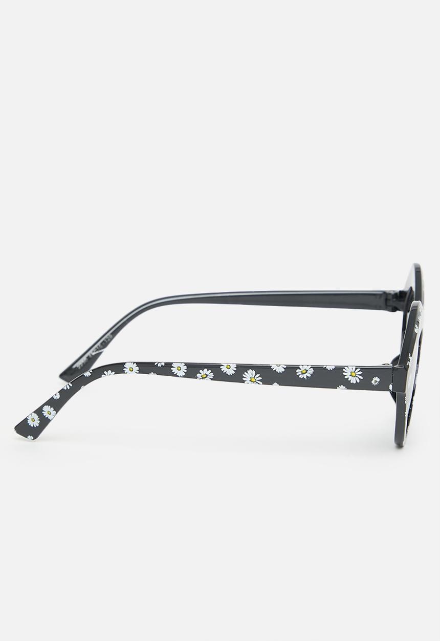 Pop Candy - Butterfly shaped sunglasses - black & white