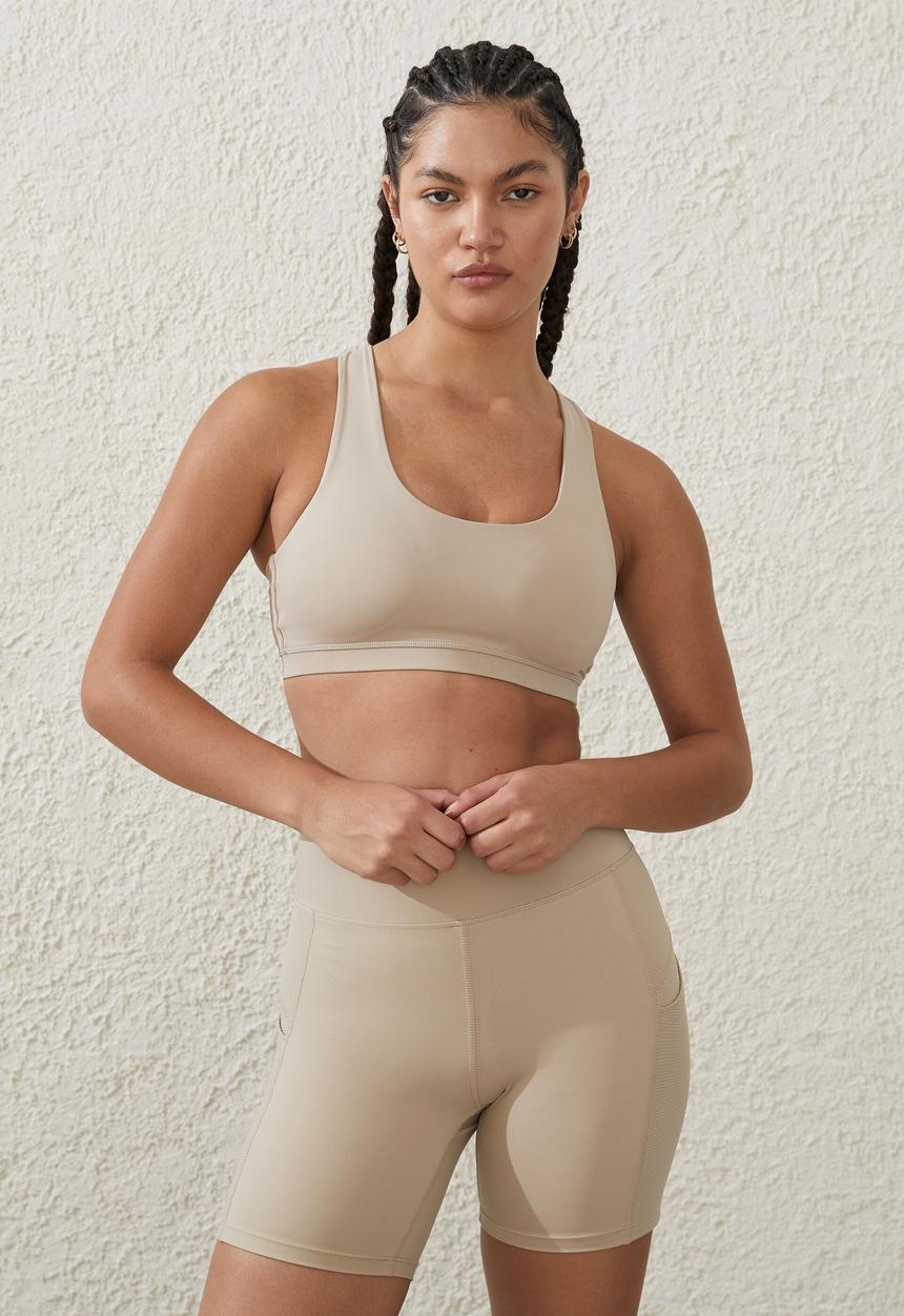 Cotton On - Ultimate rib pocket bike short - white pepper