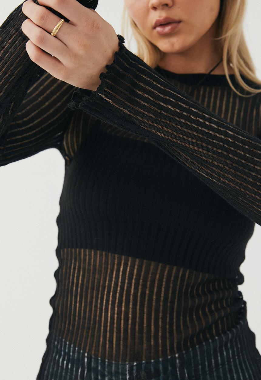 Supré  - Mila open knit top - black