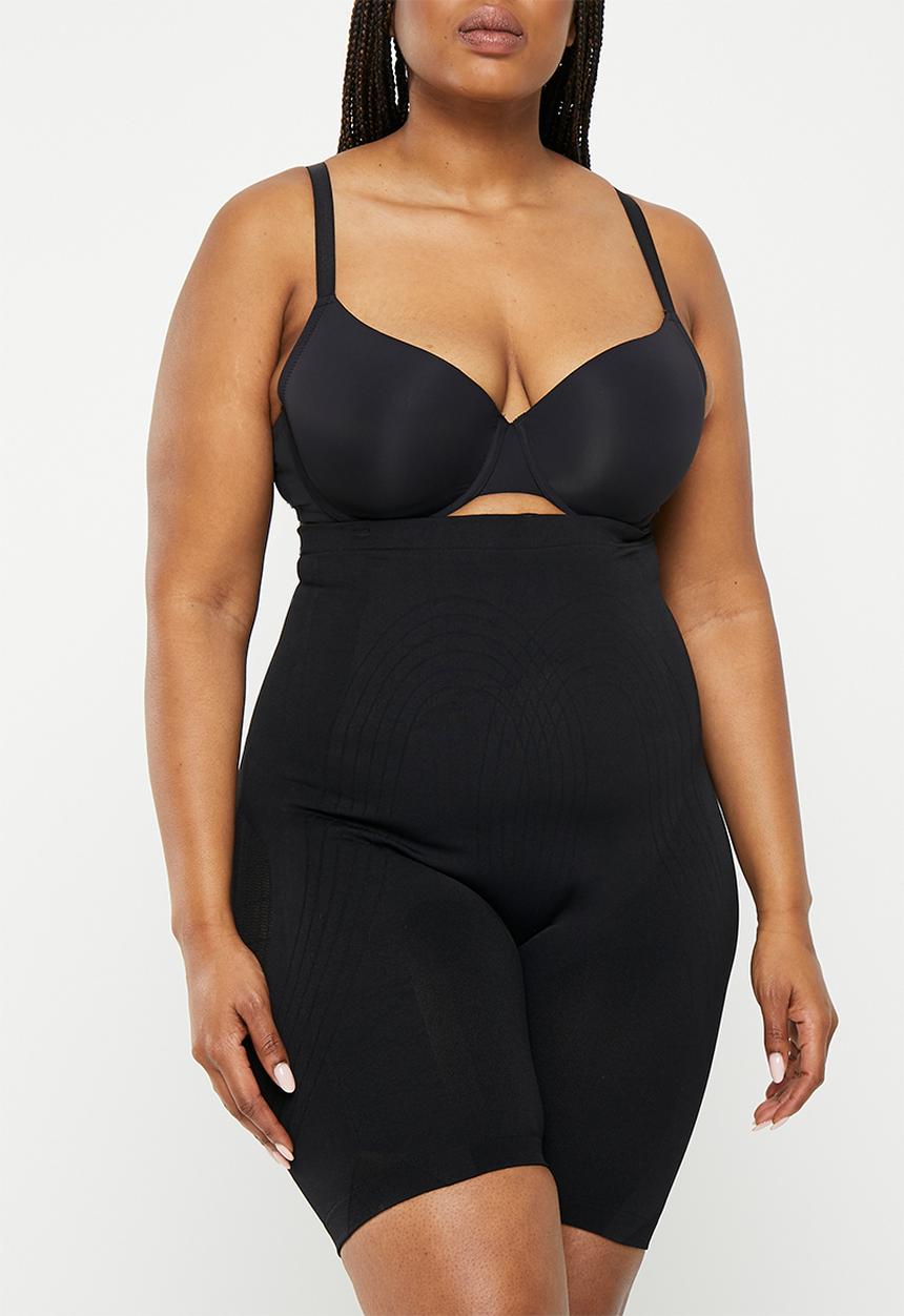 Easy Curves Shapewear - Seamless compression shorts - black