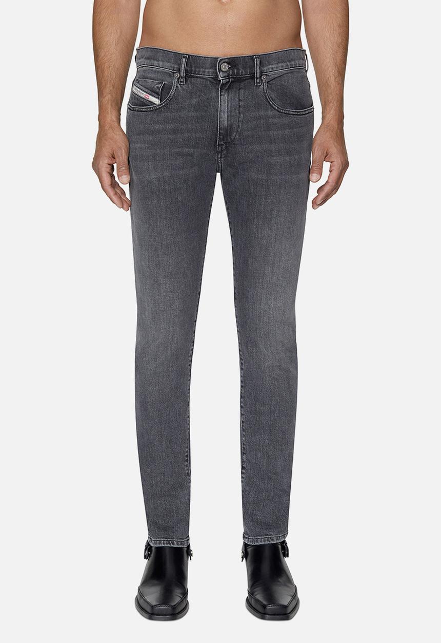 Diesel  - 2019 d-strukt-slim fit - black