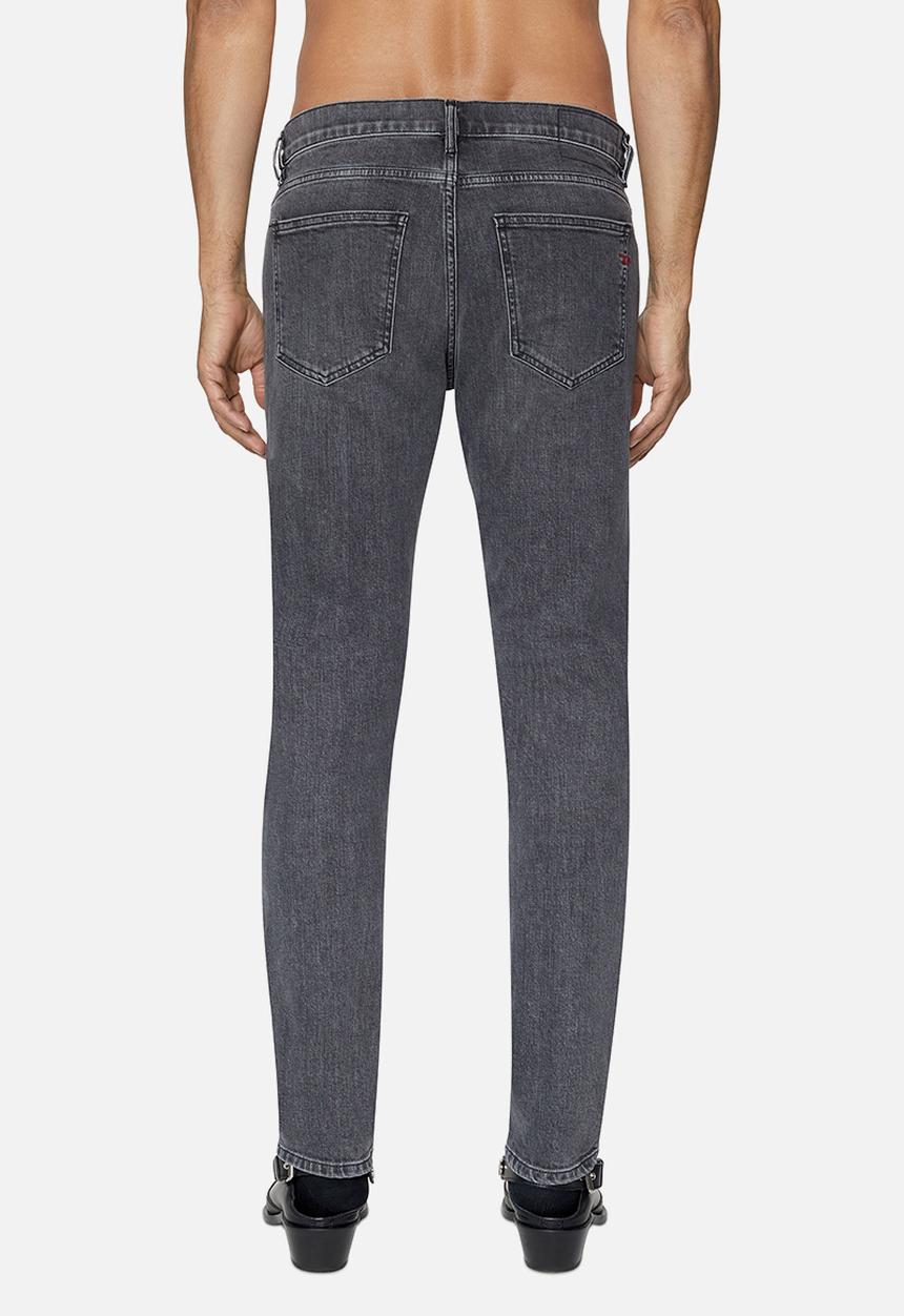 Diesel  - 2019 d-strukt-slim fit - black
