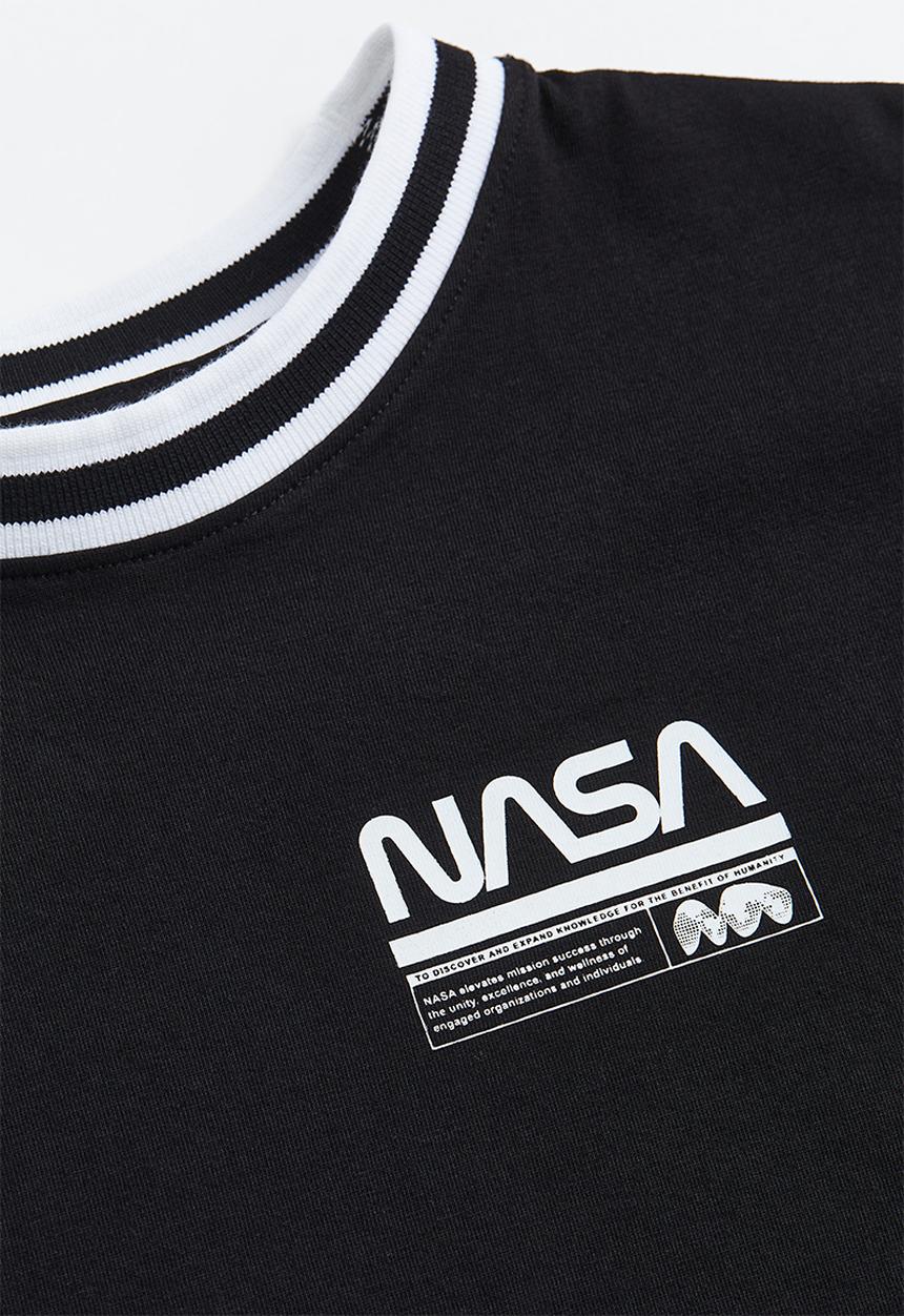 H&M - Oversized printed t-shirt - black / nasa 