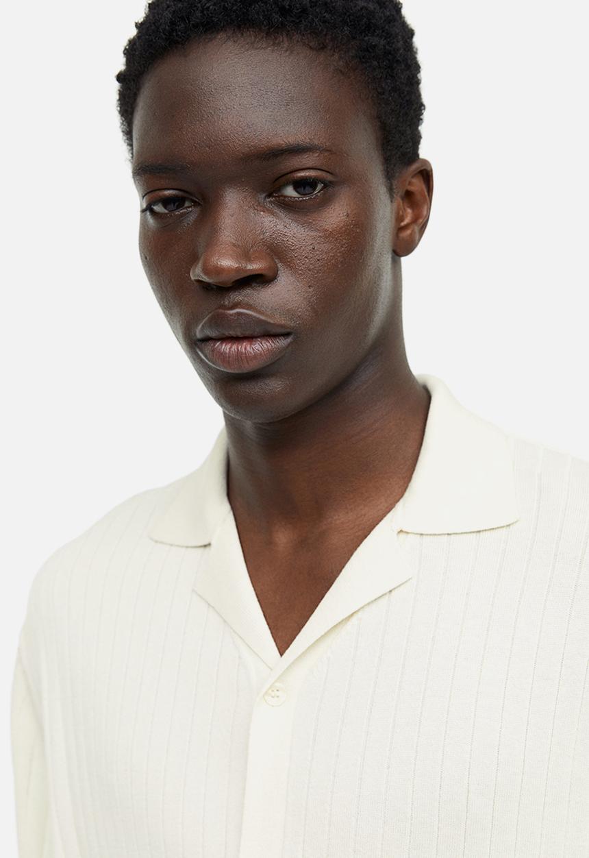 H&M - Regular fit rib-knit resort shirt - white