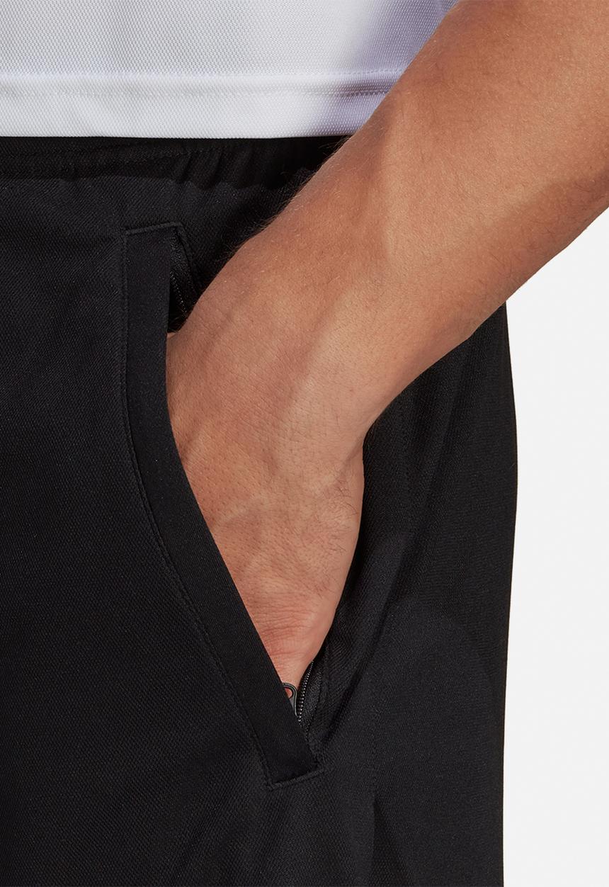 adidas Performance - Train Essentials Logo Training Shorts - Black & white