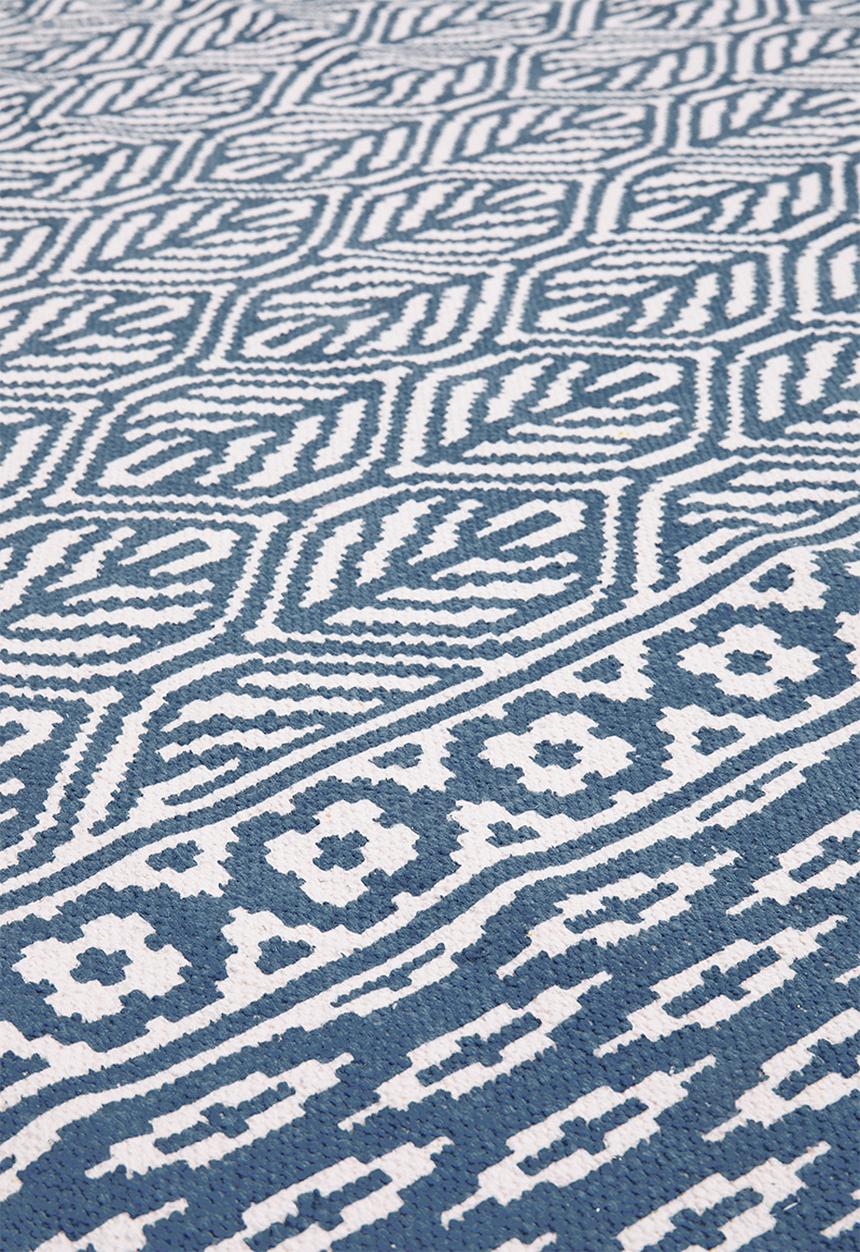 Sixth Floor - Geo leaf printed rug - blue