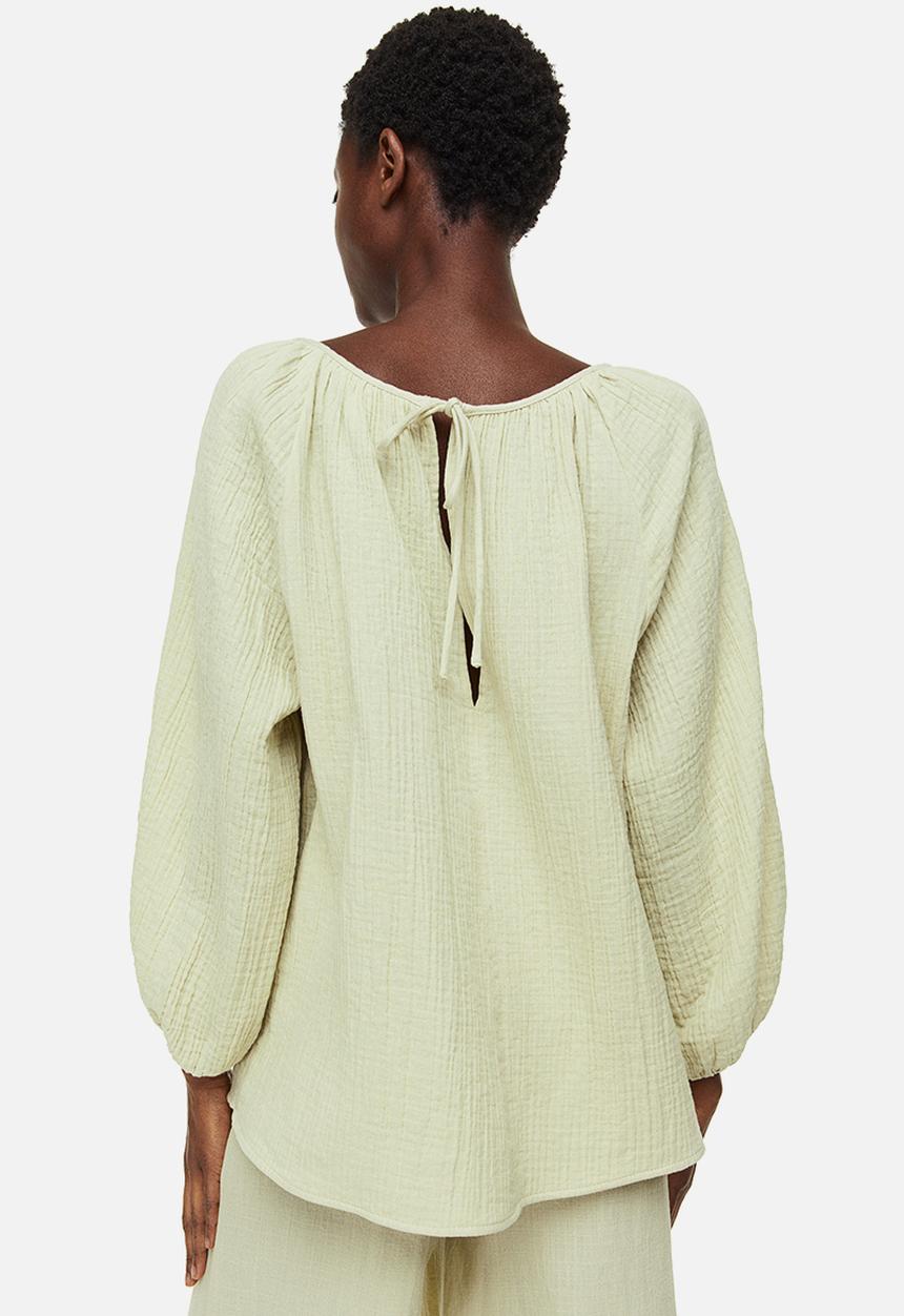 H&M - Crinkled blouse - green
