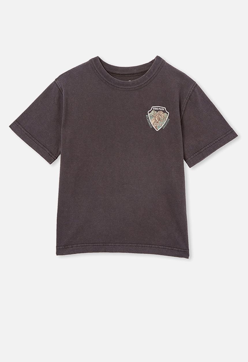 Cotton On - Jonny short sleeve print tee - phantom/dino park ranger