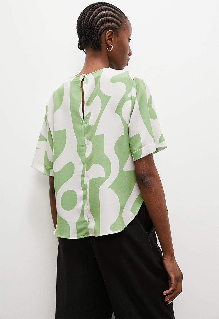 Superbalist - Easy woven tee - green bold geo