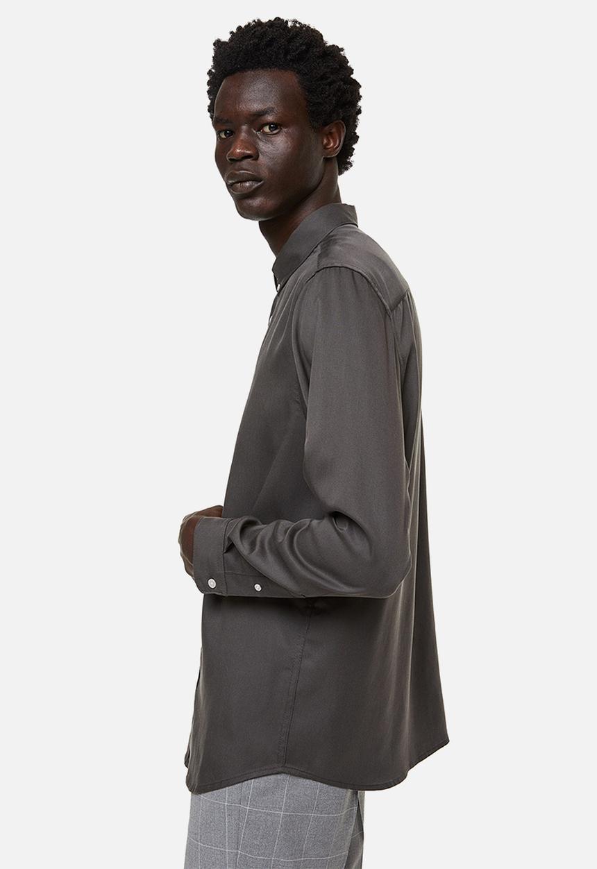 H&M - Regular fit lyocell shirt - dark grey