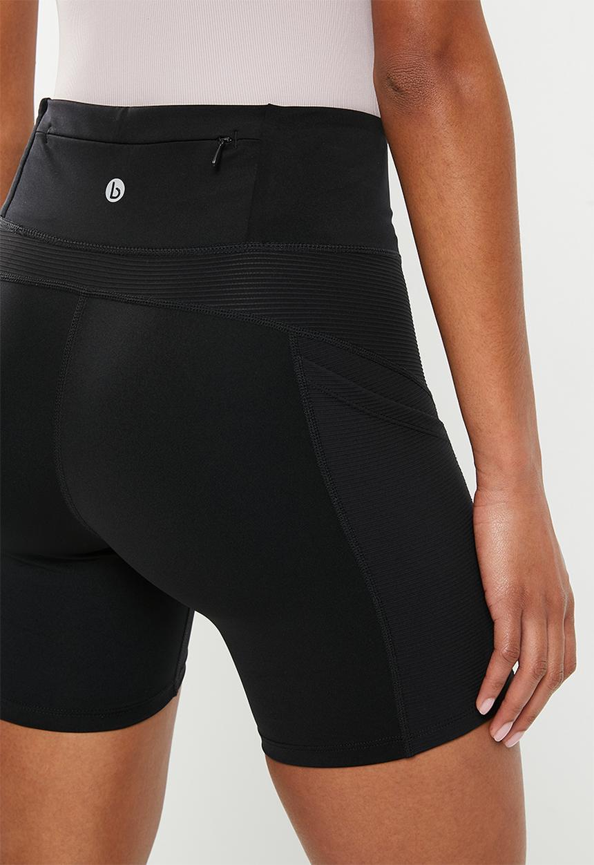Cotton On - Ultimate rib pocket bike short - black