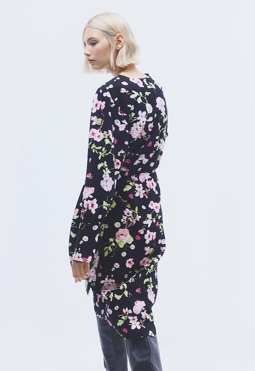 H&M - Tie-detail wrap dress - black/floral 
