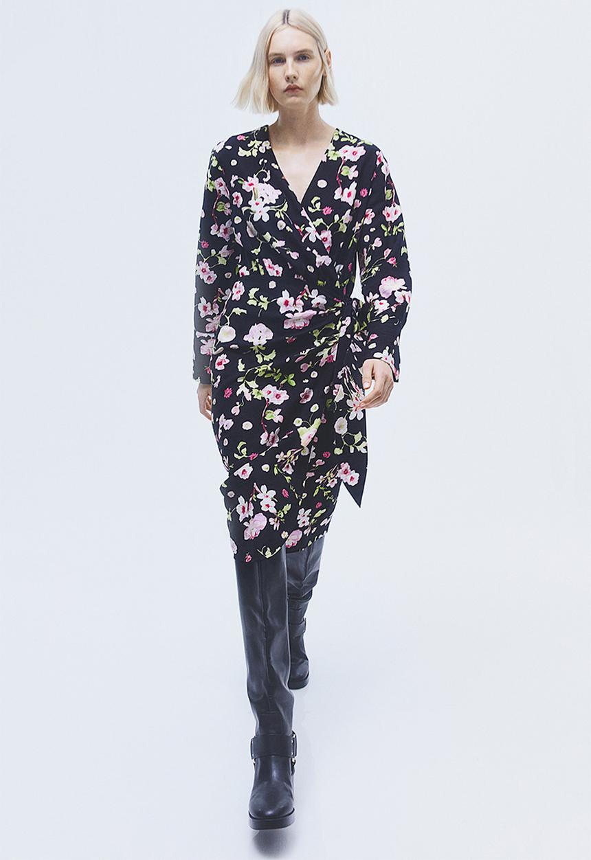 H&M - Tie-detail wrap dress - black/floral 