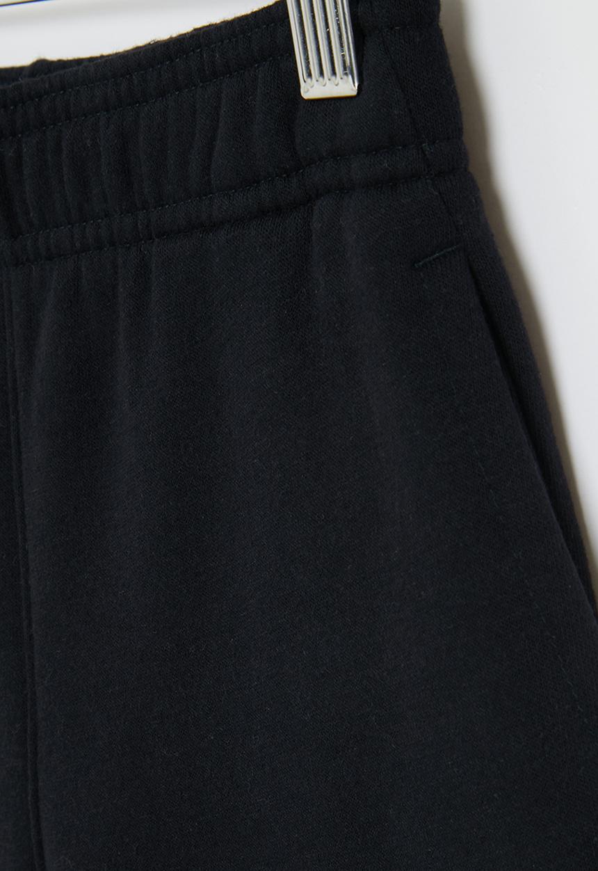 Nike - Nkb b nsw club hbr core short - black