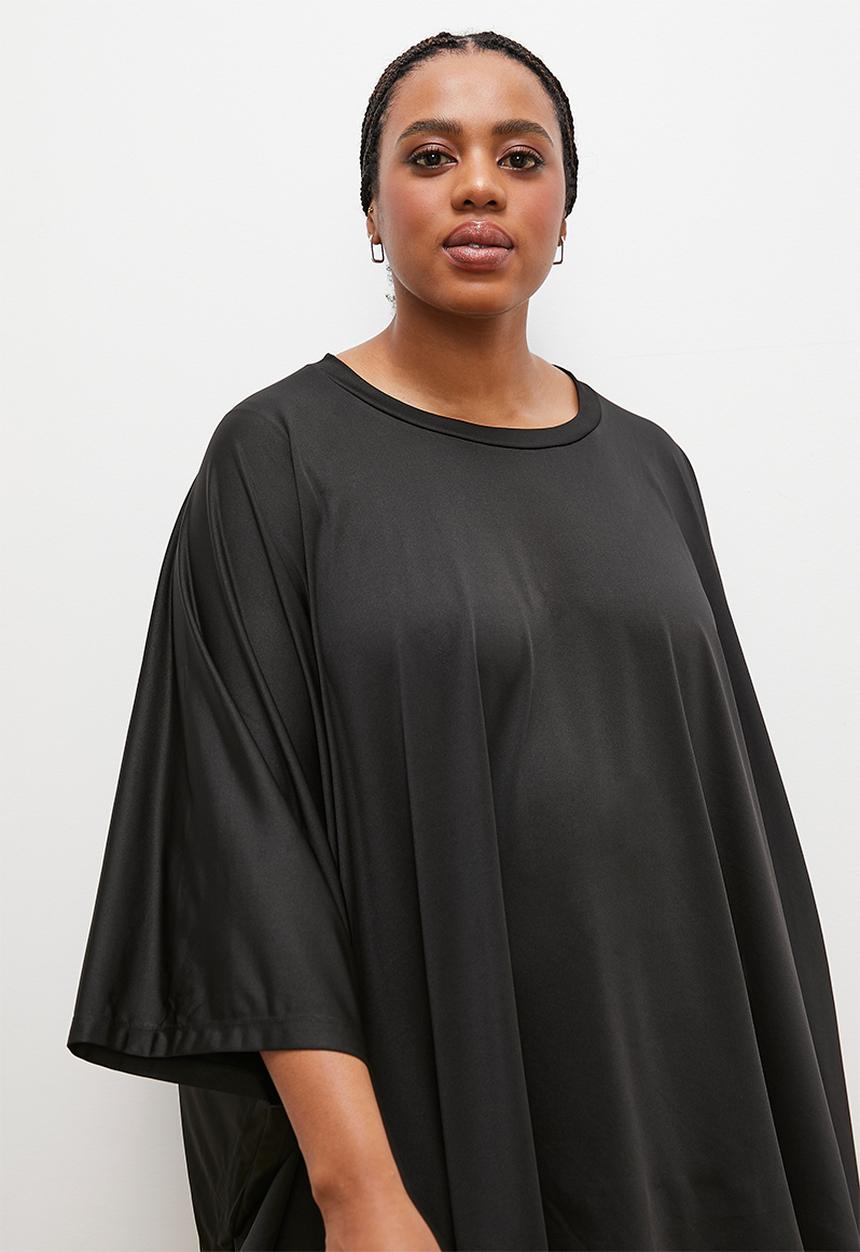 edit - Moderate oversized top - black