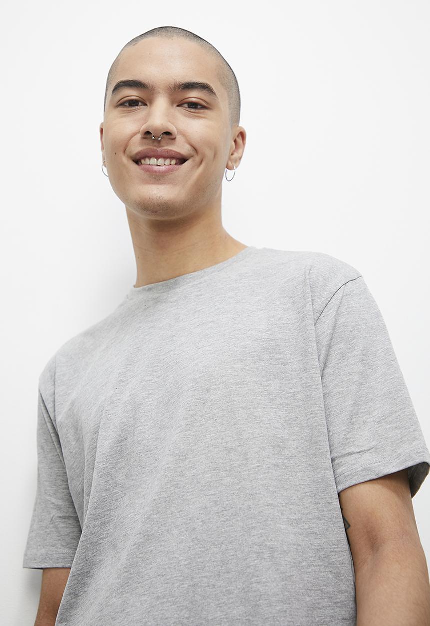 Superbalist - Regular fit knit sleep shorts & T-shirt set - grey melange
