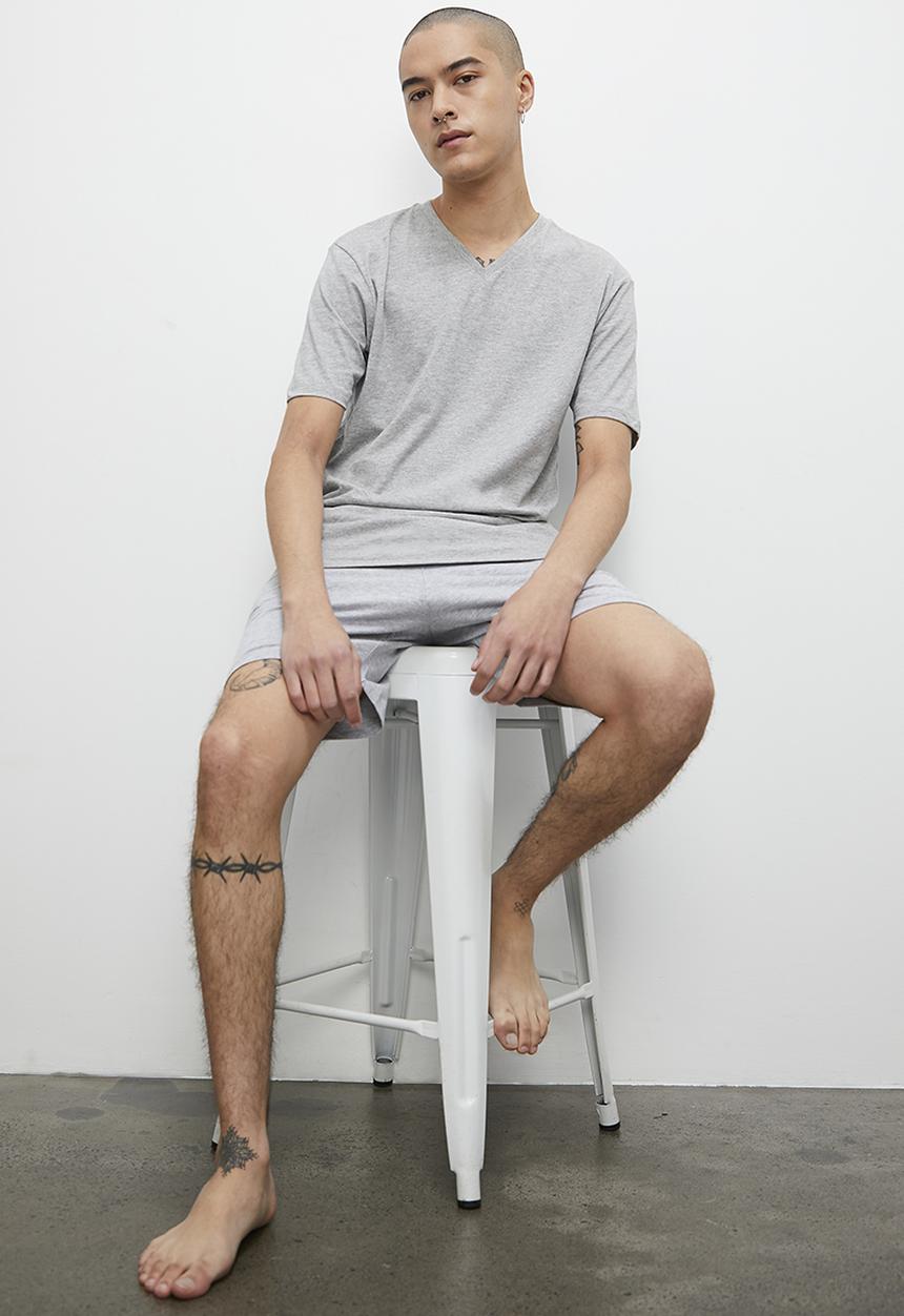 Superbalist - Regular fit knit sleep shorts & V- neck T-shirt set - grey melange