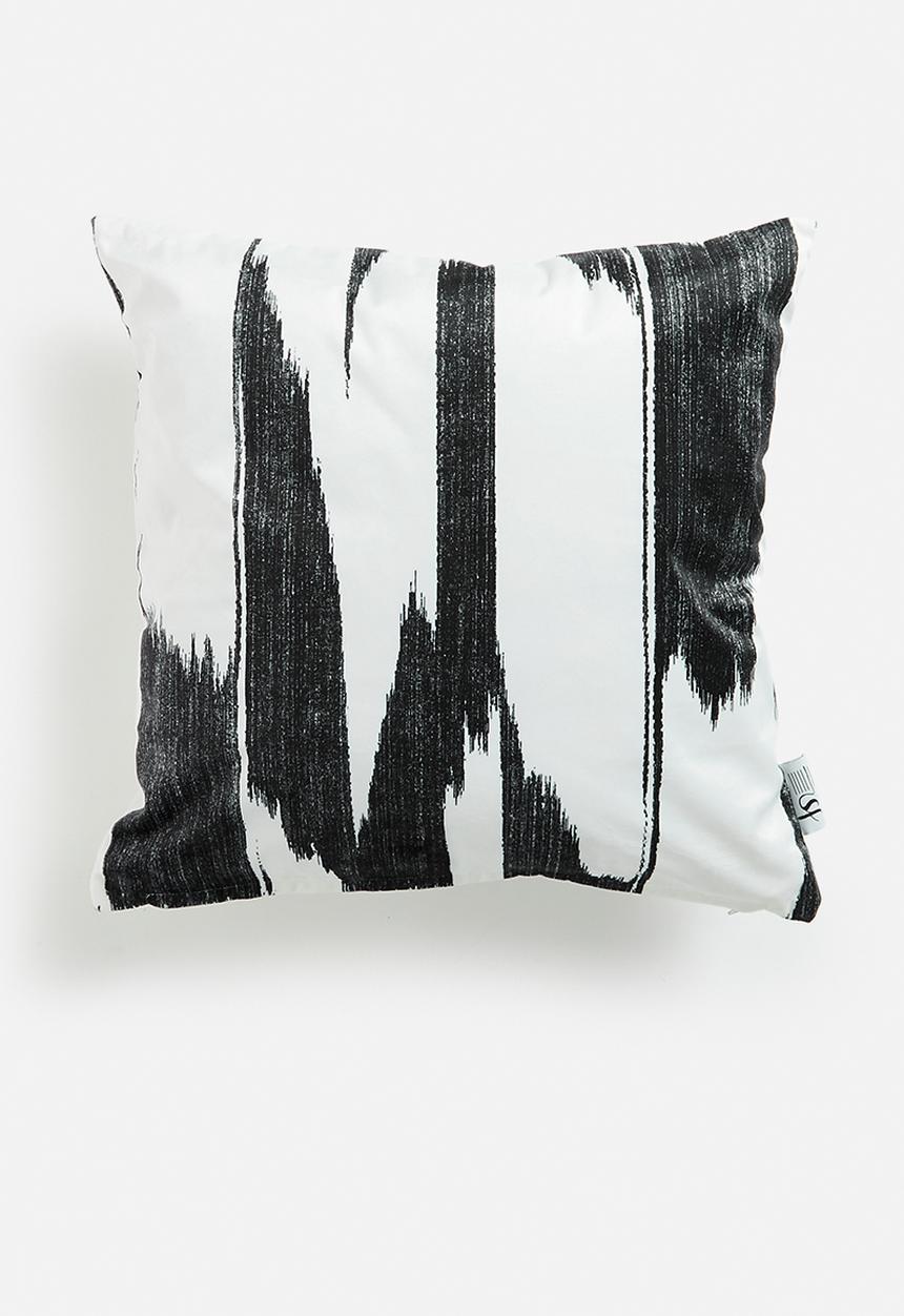 Sixth Floor - Tsela cushion cover - black