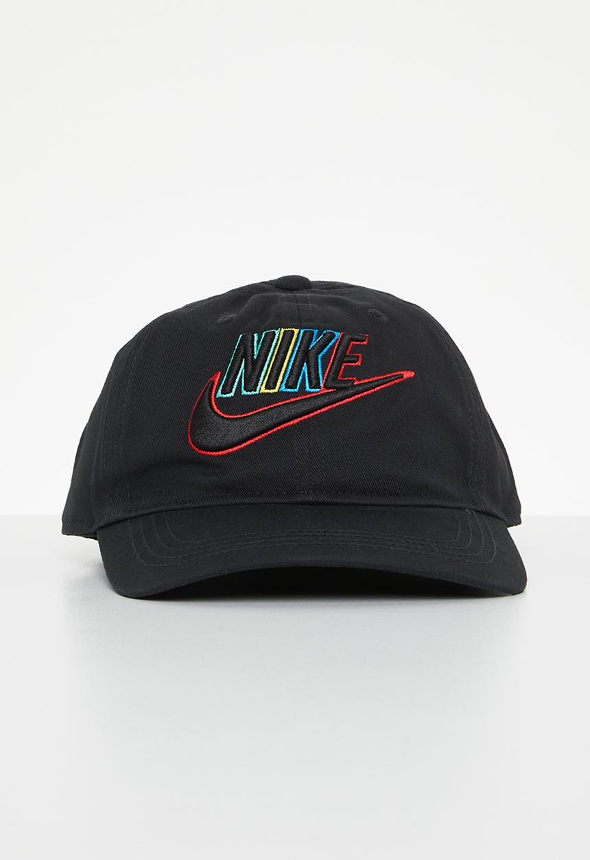Nike - Nan futura outline curve brim - black