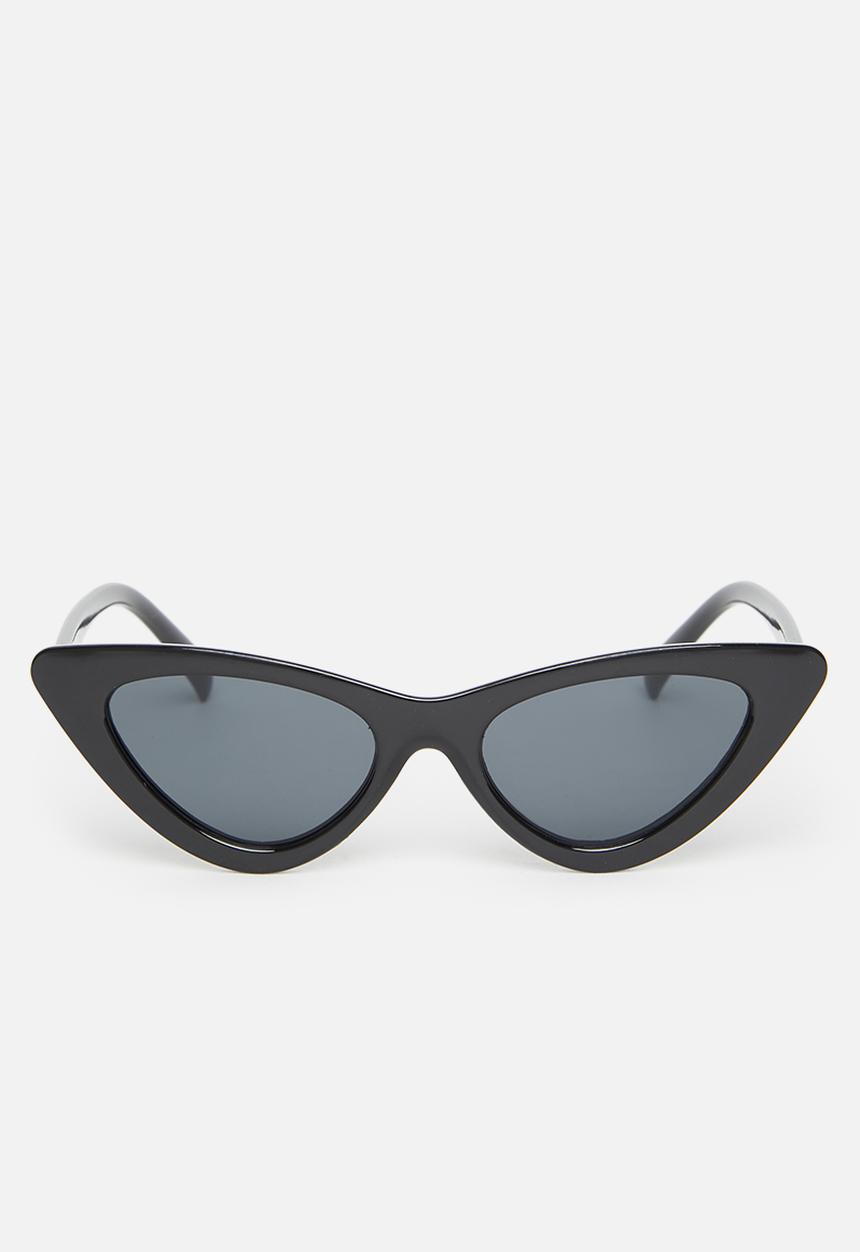 Pop Candy - Girls cat eye shaped sunglasses - black