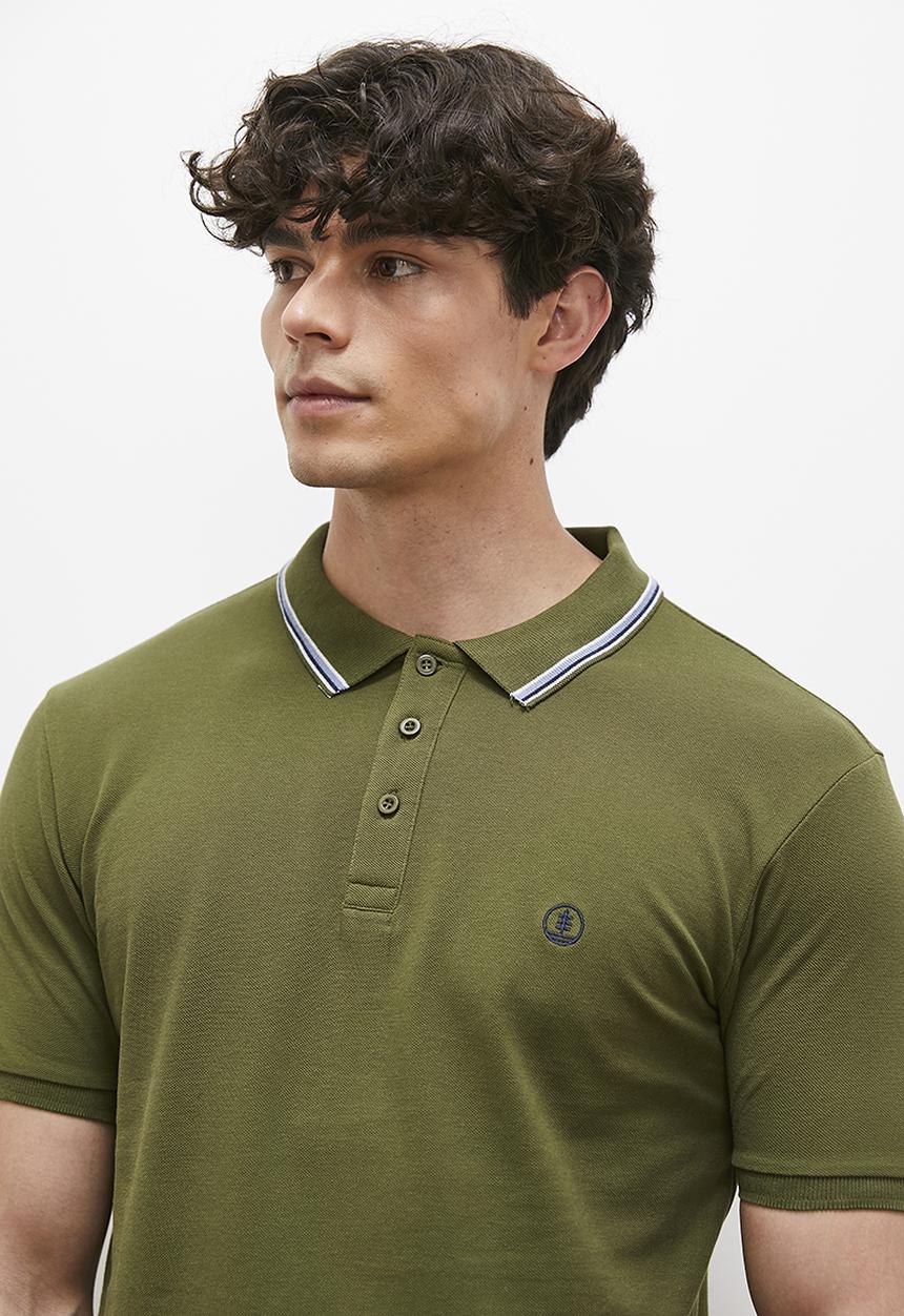 Lark & Crosse - Brian stripe collar golfer - olive
