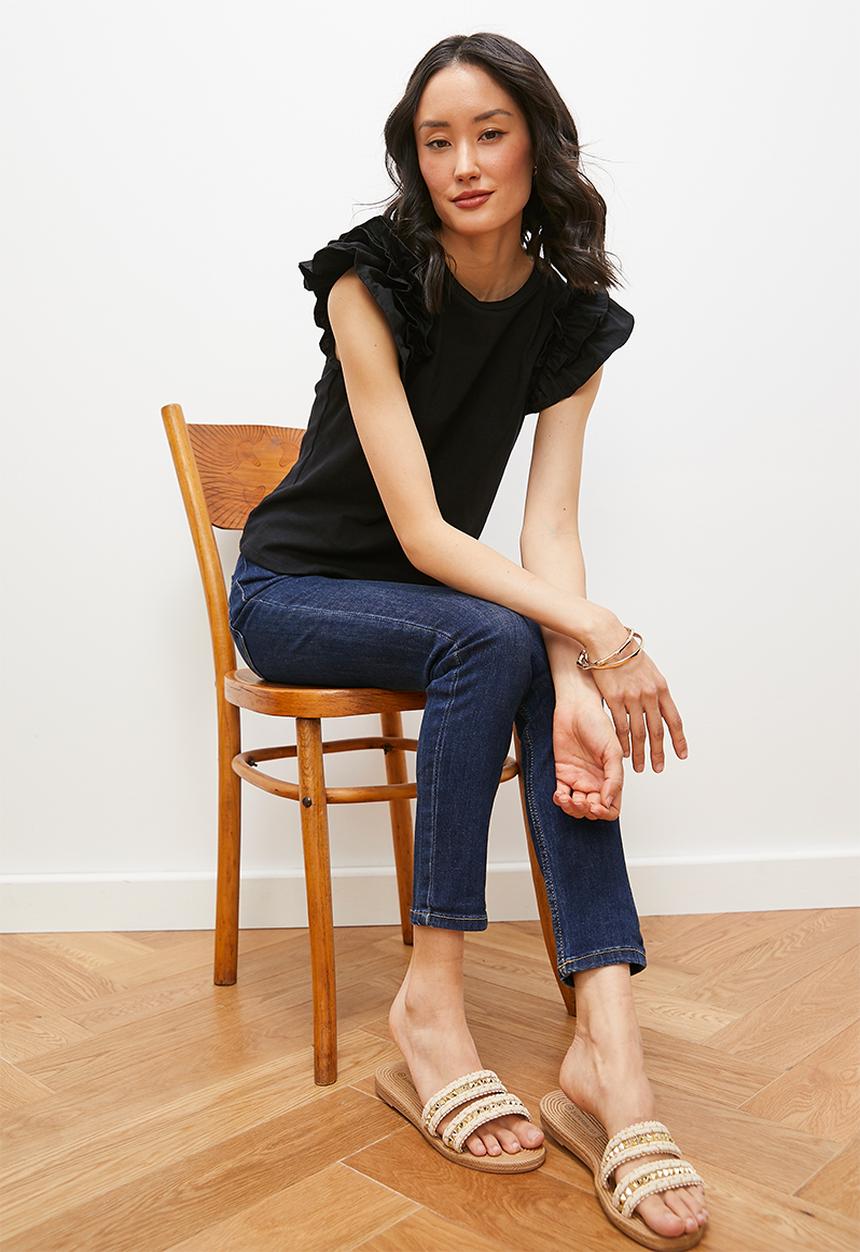 edit - Ruffle sleeve top - black