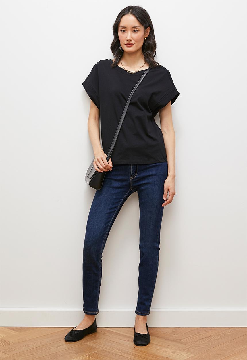 edit - Scoop back easy top - black