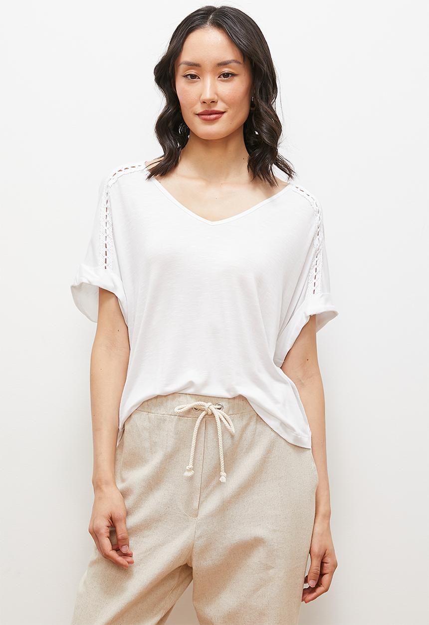 edit - V-neck ladder lace top - white 