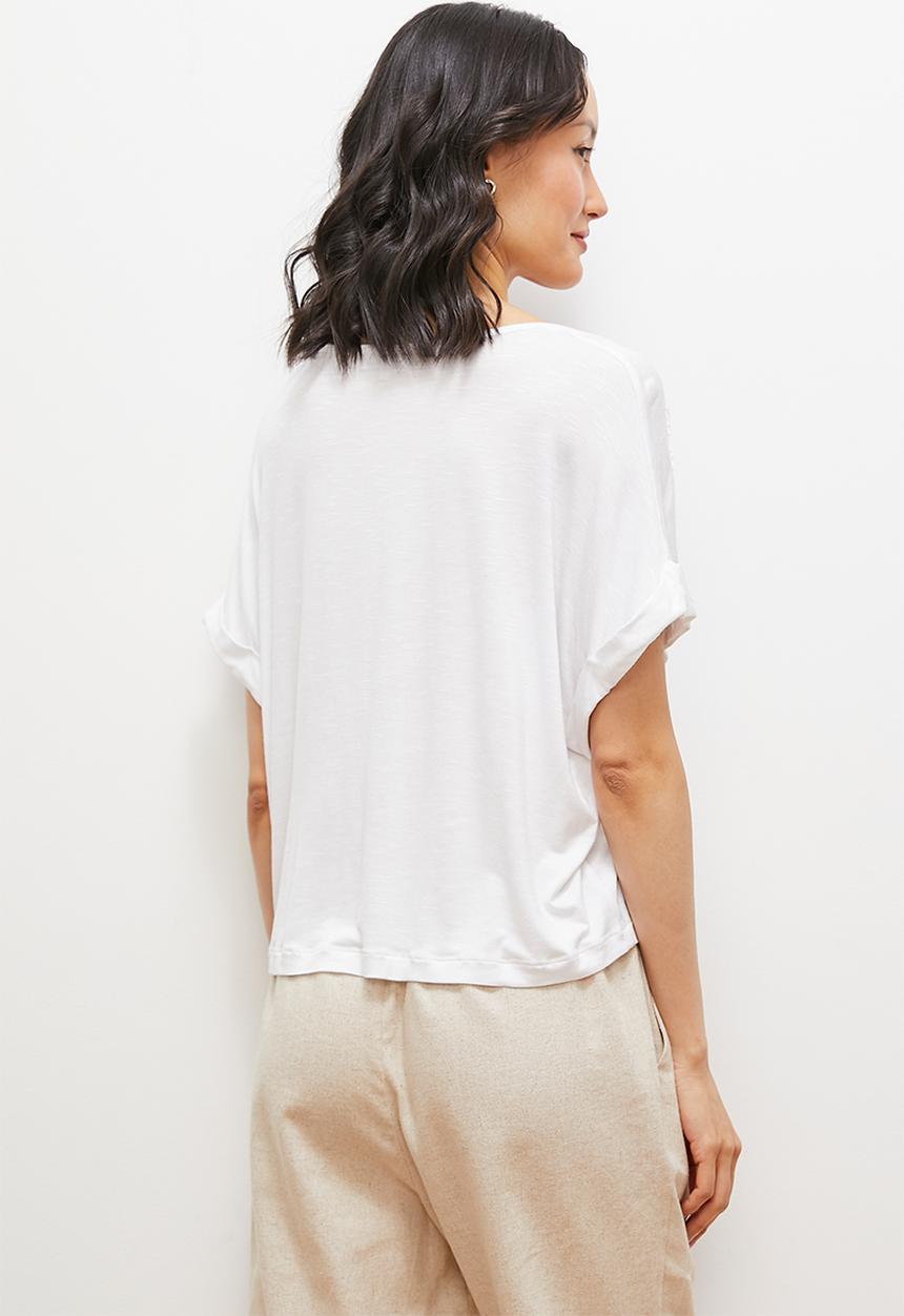 edit - V-neck ladder lace top - white 