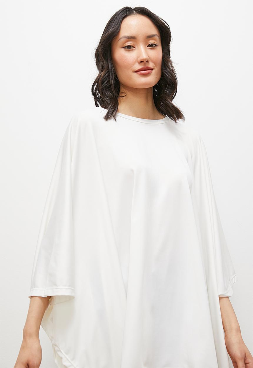 edit - Moderate oversized top - white