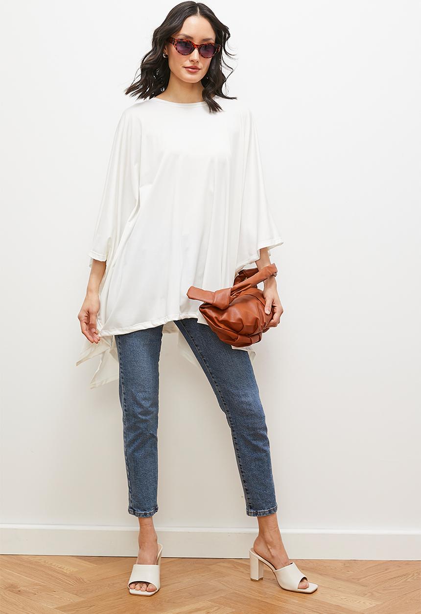 edit - Moderate oversized top - white