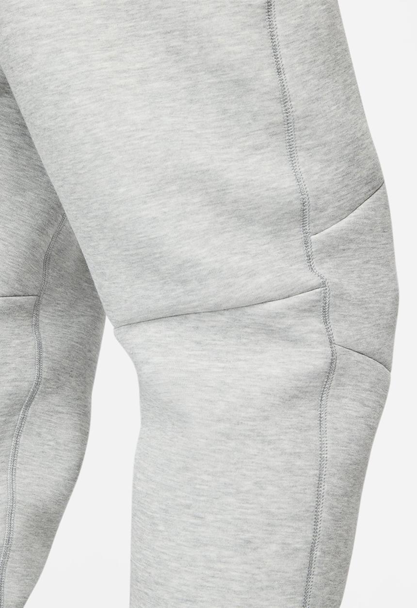 Nike - NSW Tech Fleece slim fit joggers - grey