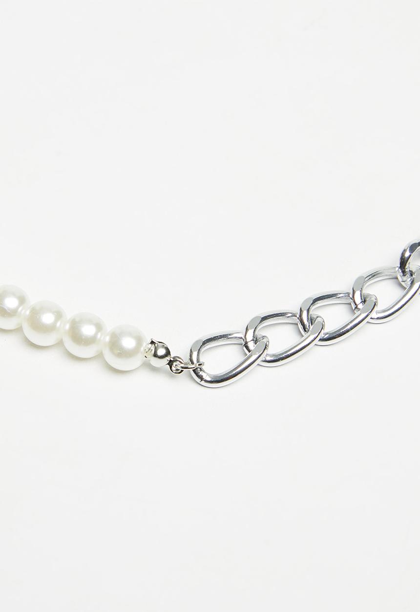 Superbalist - Pearl and chain necklace - silver & white