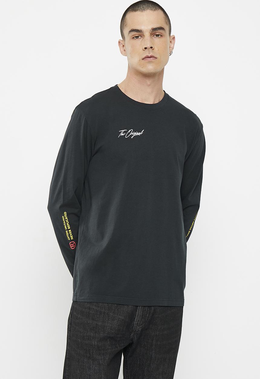 Levi’s® - Relaxed long sleeve graphic tee z poster logo - black
