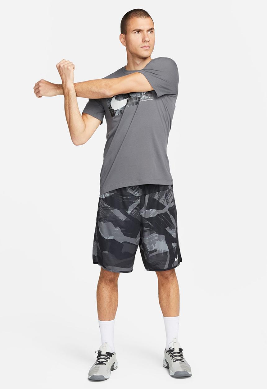 Nike - Dri-Fit Totality 9" camo shorts - black/grey 