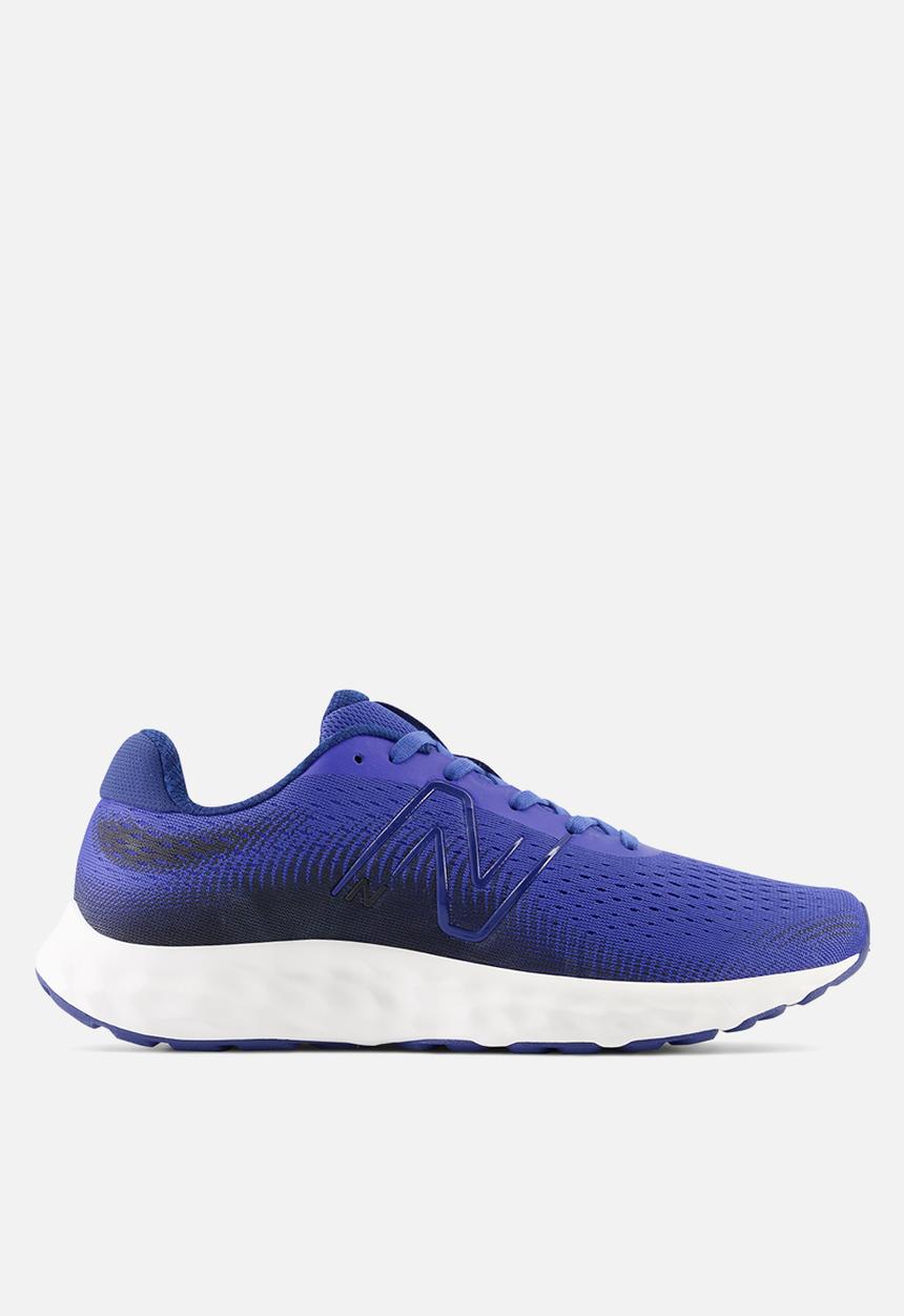 New Balance  - 520 V8