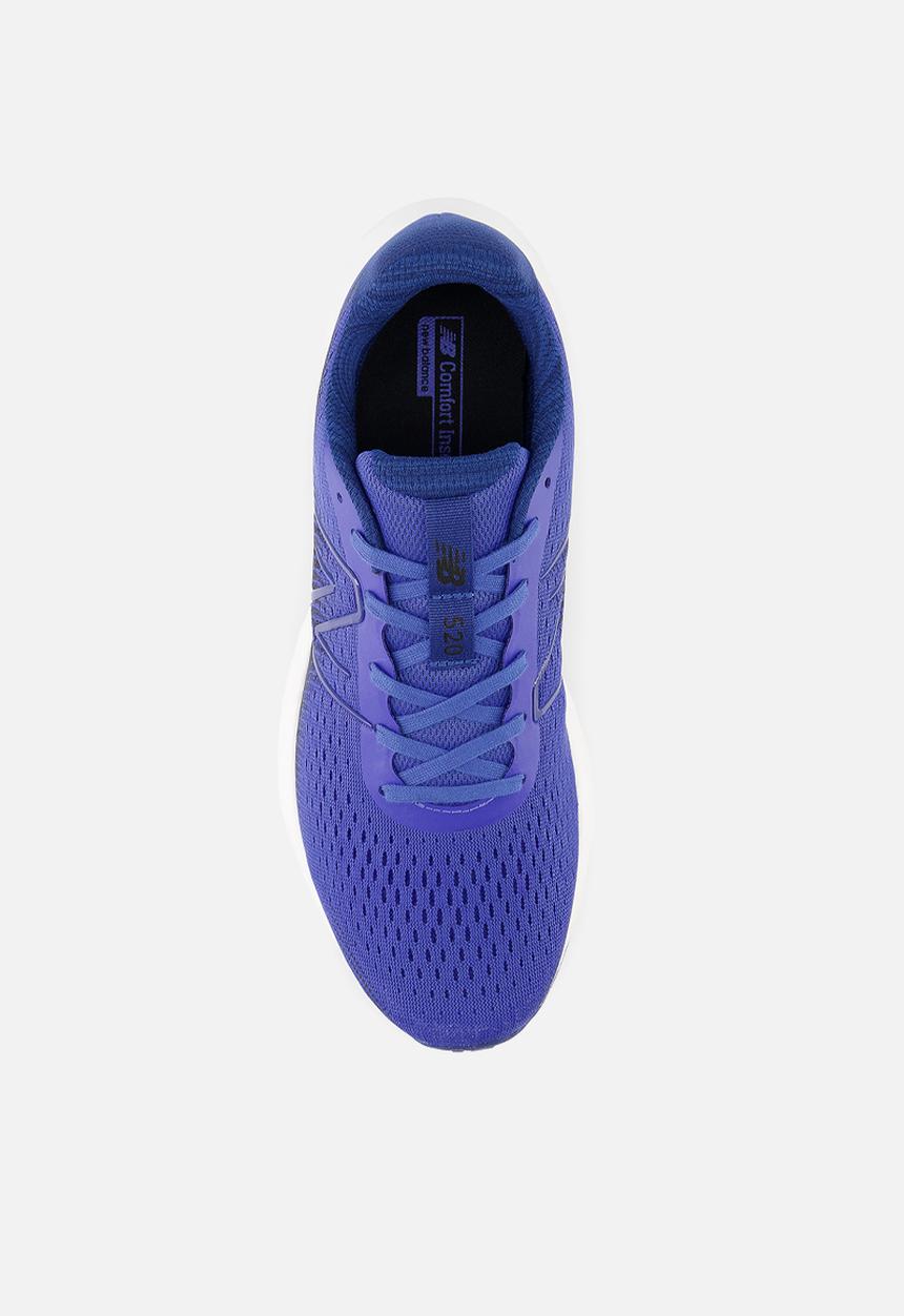 New Balance  - 520 V8