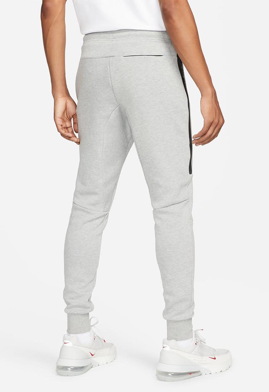 Nike - NSW Tech Fleece OG Slim Fit Joggers