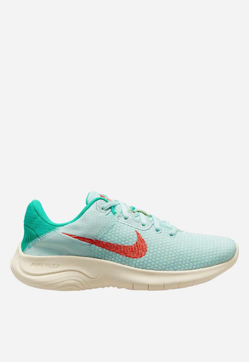 Nike - Nike experience run 11 next nature