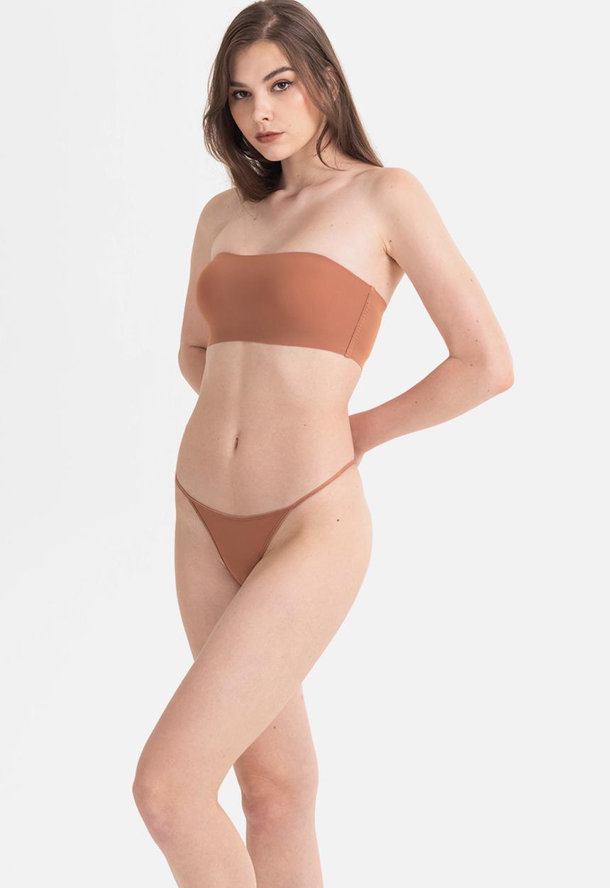 Janet Reger - Barely decent gstring - amber