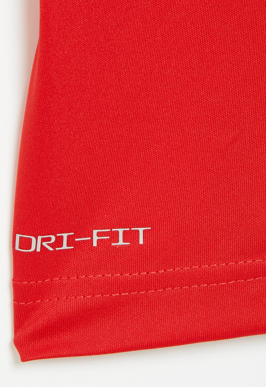 Nike - Nkb all day play tee - university red