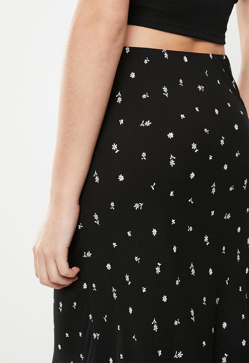Cotton On - Bloom Maxi Slip Skirt-Suzi - Ditsy Black