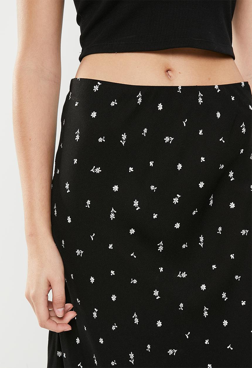 Cotton On - Bloom Maxi Slip Skirt-Suzi - Ditsy Black
