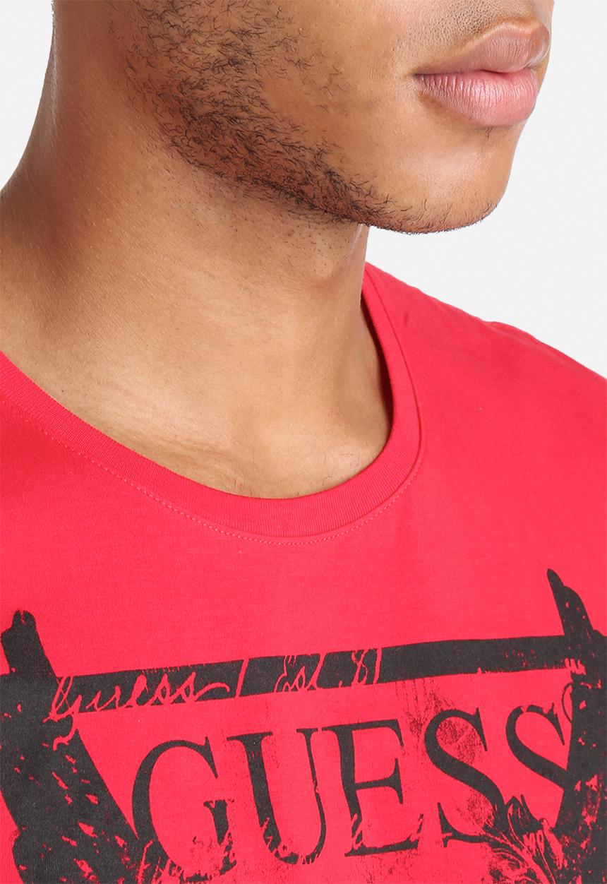 GUESS - Butterfly Triangle Tee