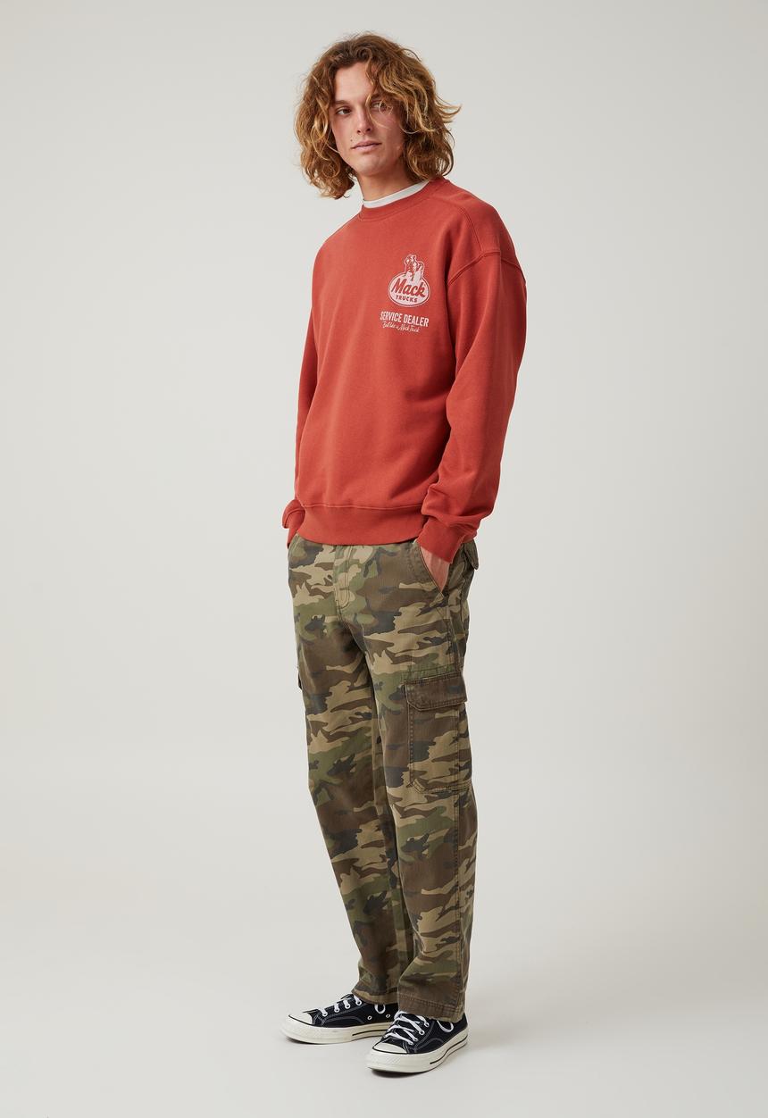 Cotton On - Mack trucks oversized sweater - lcn mac bruschetta red