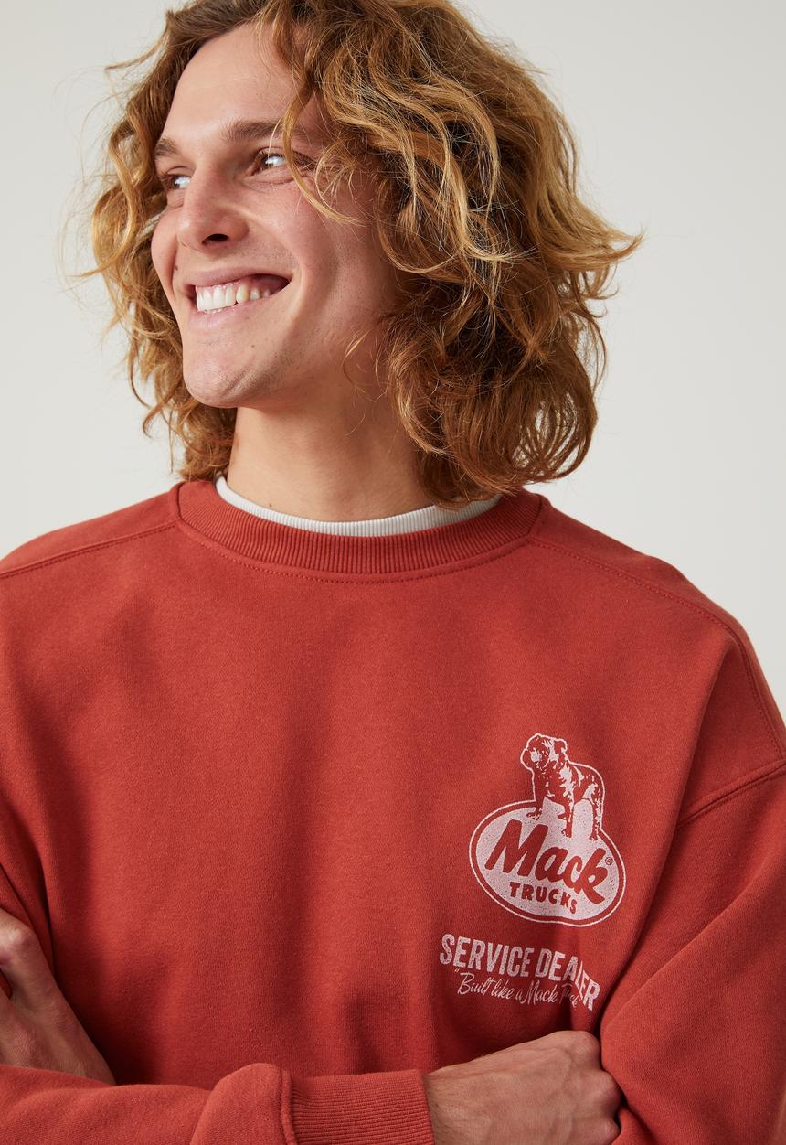 Cotton On - Mack trucks oversized sweater - lcn mac bruschetta red